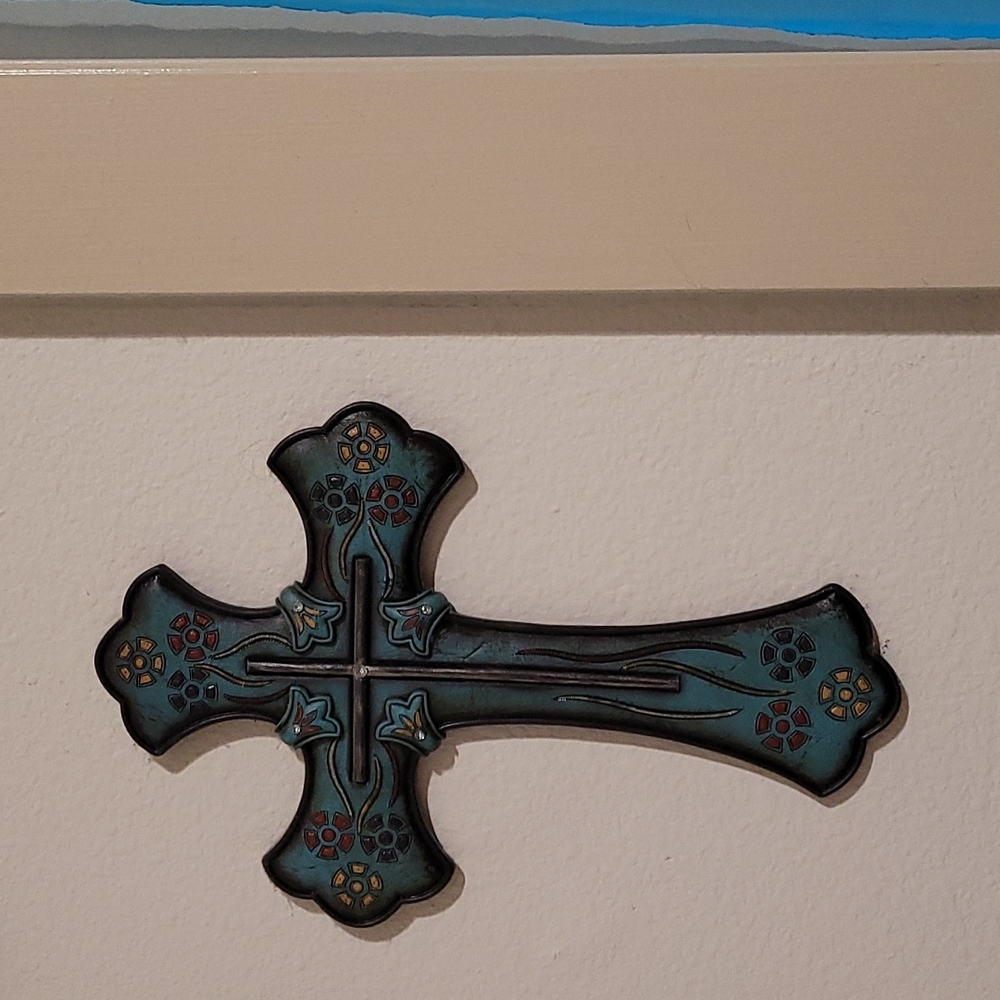 Cross turquoise wall decor